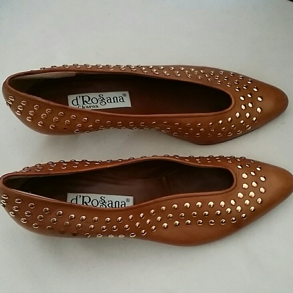Size 5-1/2 M d'Rosana by Chara 1-1/2" Heels